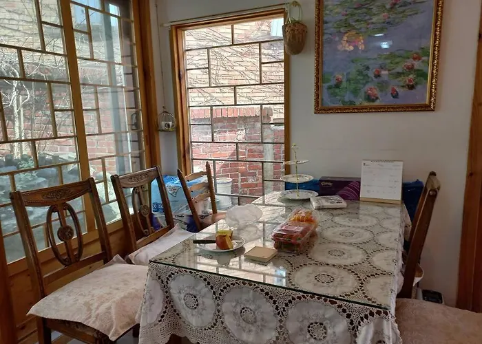 Hanok Isimje Гостевой дом Сеул