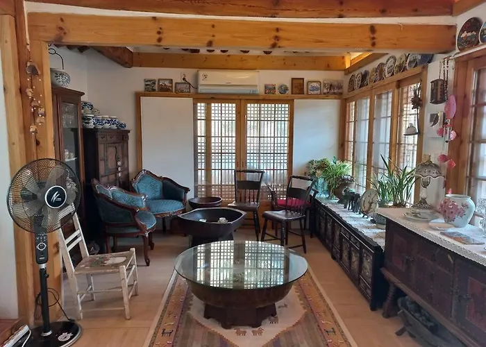 Hanok Isimje Гостевой дом Сеул