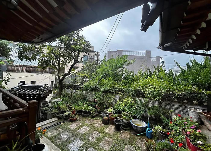 Hanok Isimje